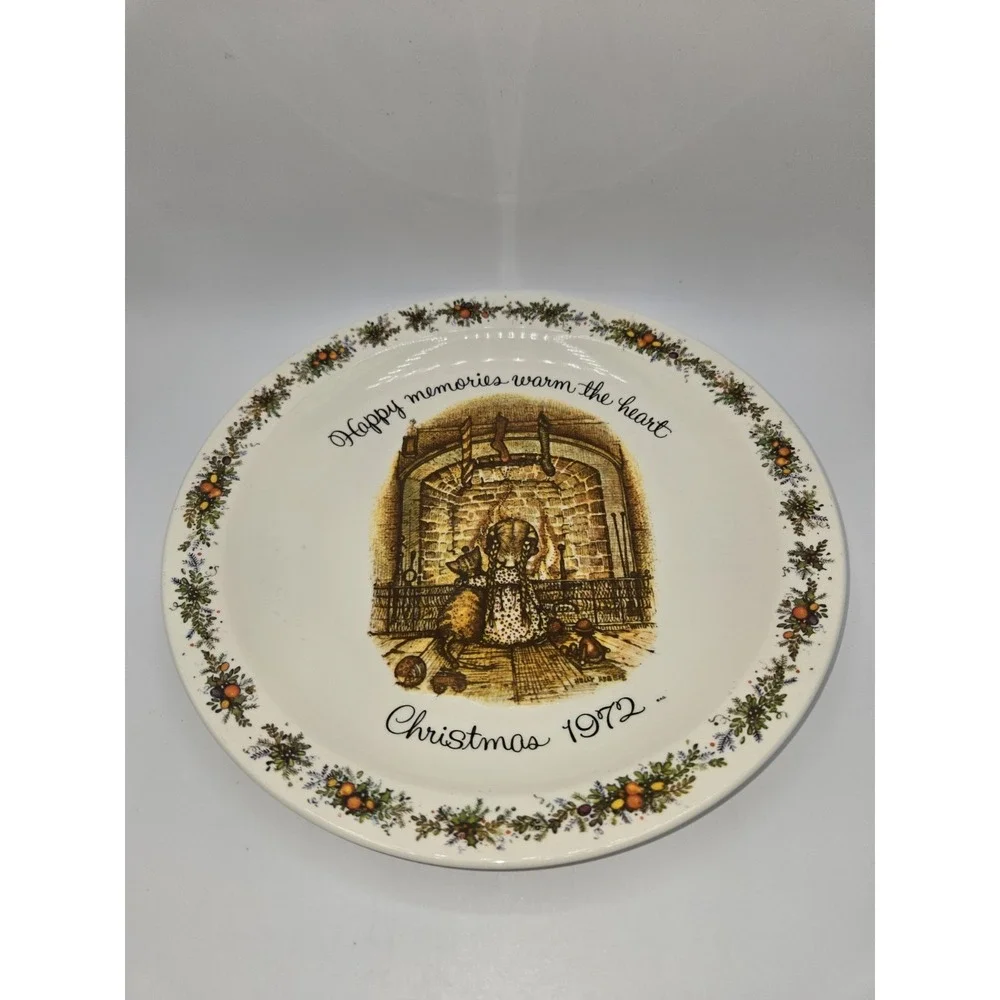 Holly Hobbie Plate Christmas 1972‎ Happy Memories Commemorative Edition 10-1/8